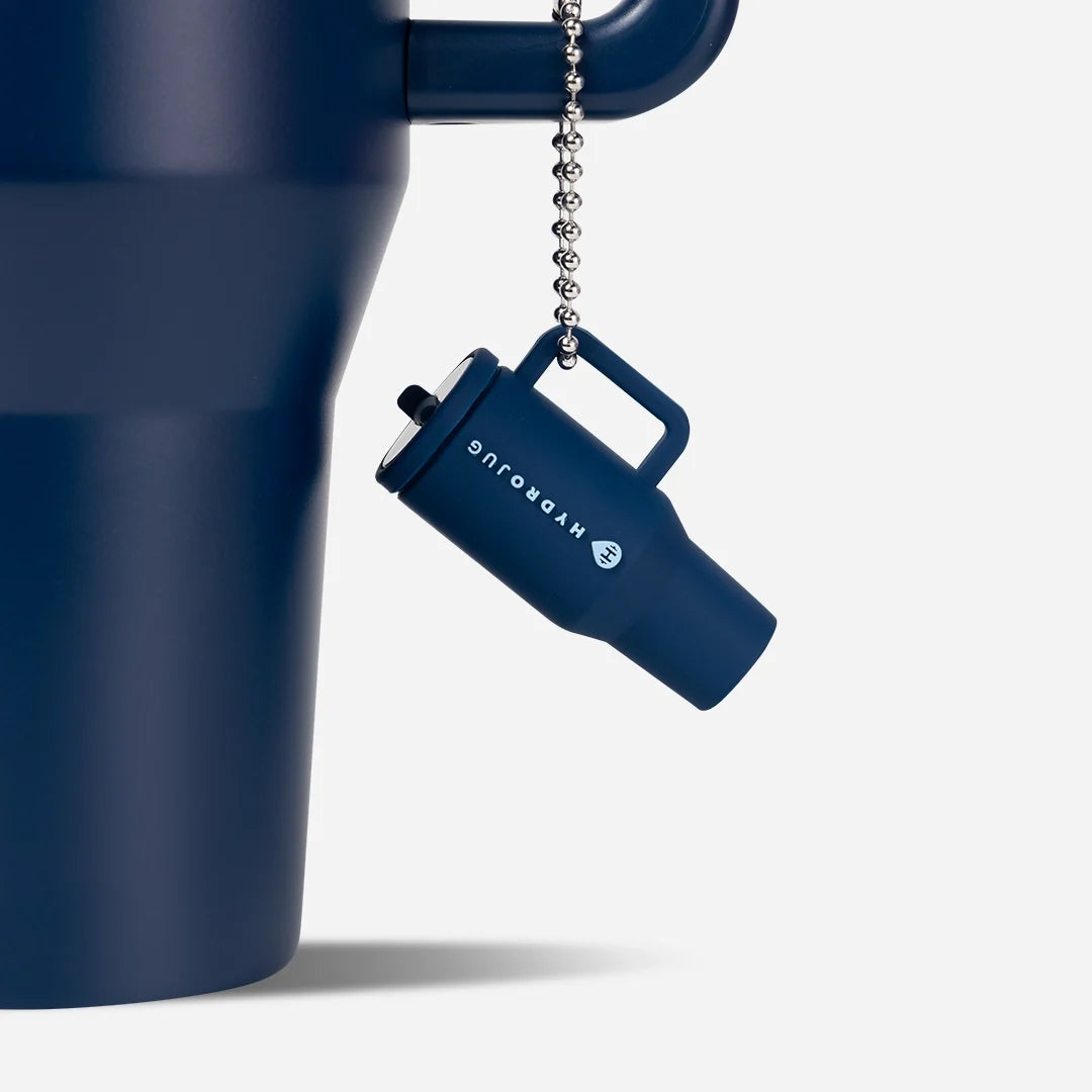 traveler-keychain-e2 Web-TravelerKeychainPhotos-Navy2.webp